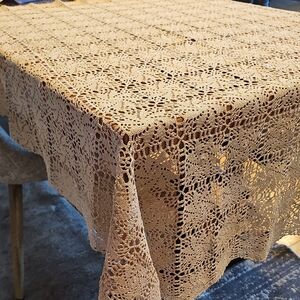 Elegant Vintage Beige Crochet Lace Tablecloth